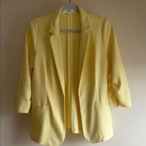 89th & Madison Light Yellow Blazer
